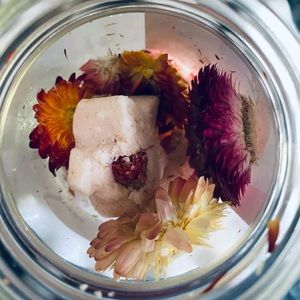 Chocolate Cherry bath fizz